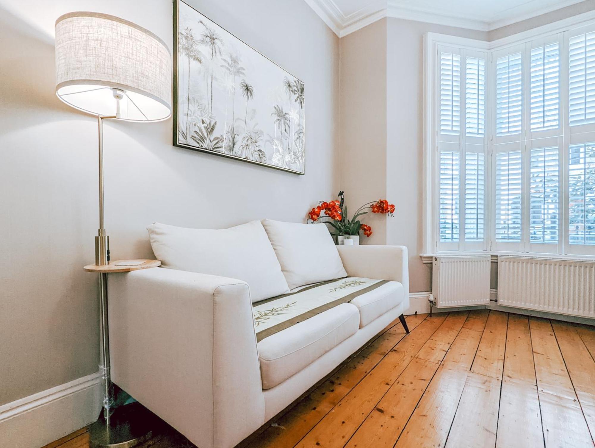 Apartament The Clapham With Private Patio Londra